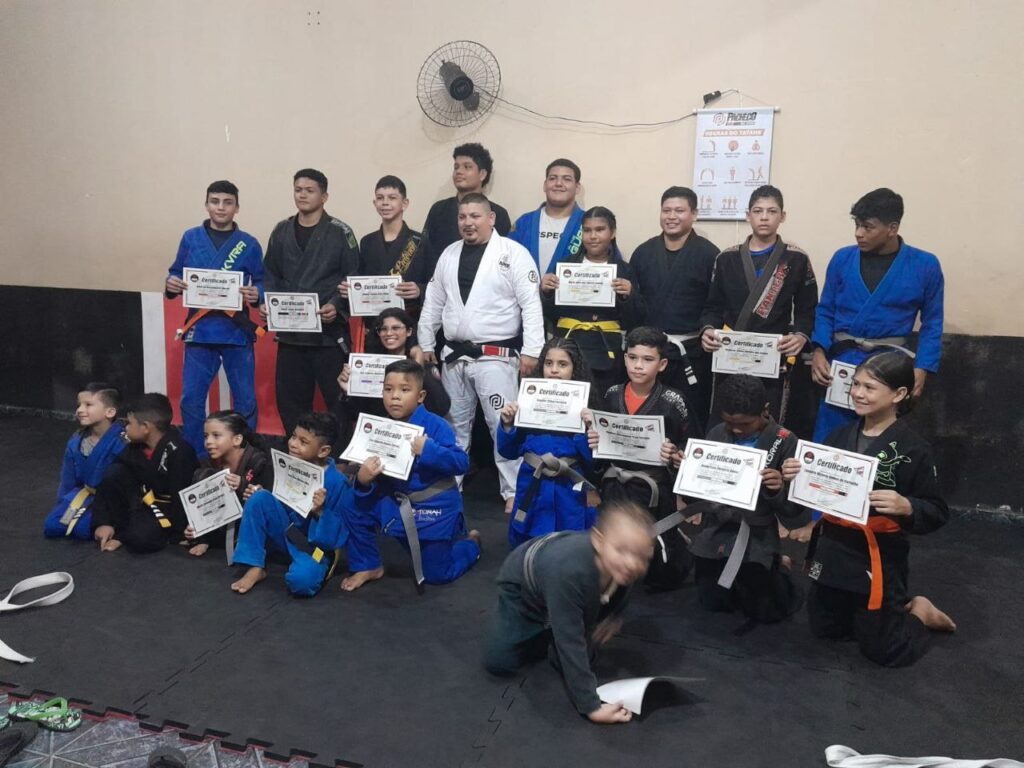 turma de jiu jitsu da academia pacheco jiu jitsu